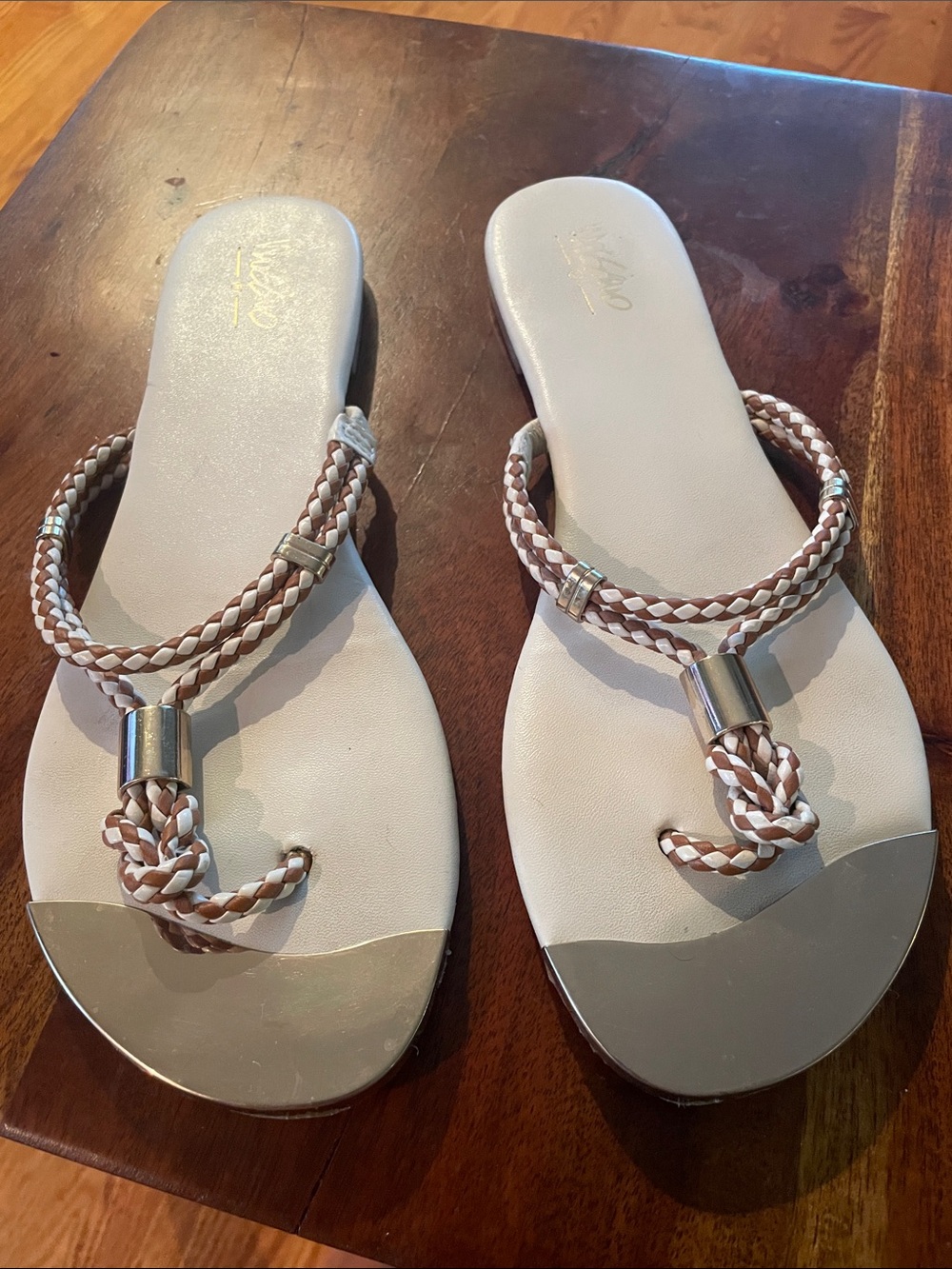 Mossimo Women's Braided Thong gold accent Sandals - White & Brown 8.5